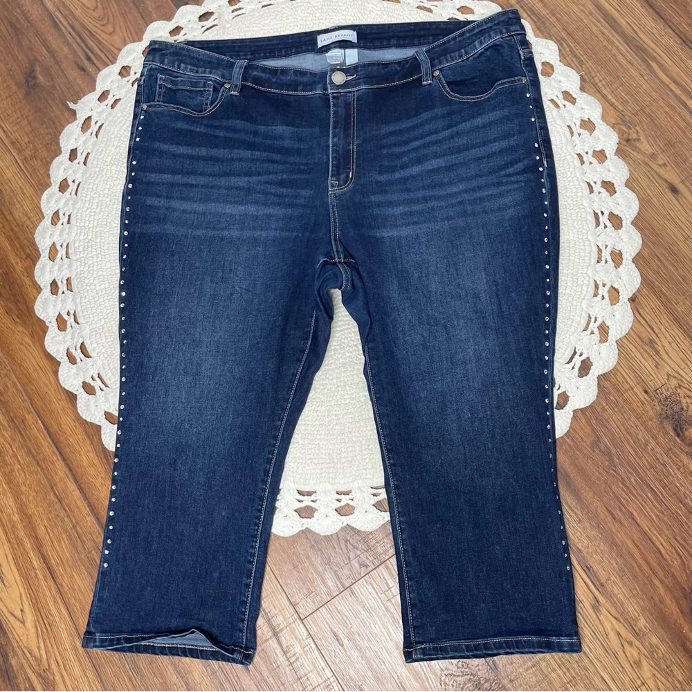 Lane Bryant silver Studded Mid Rise Pedal cropped blue Jeans Size 22